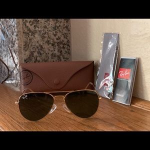 Authentic Ray-Ban Aviator Sunglasses 55mm NEW